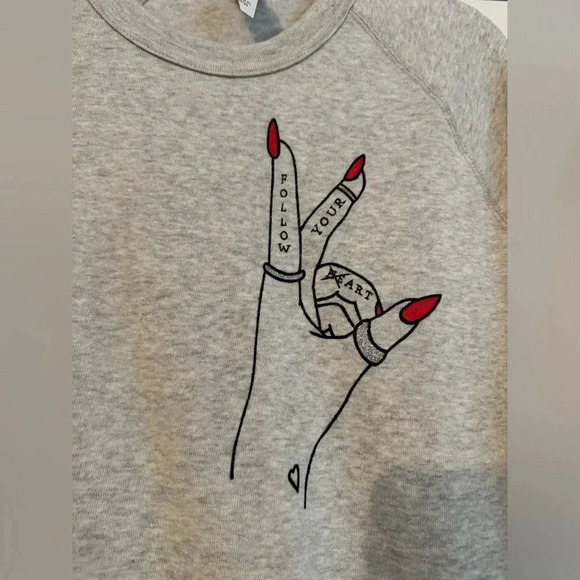 NWOT Wren&Glory Heart/Art Painted Crewneck.  (15) - Picture 2 of 7